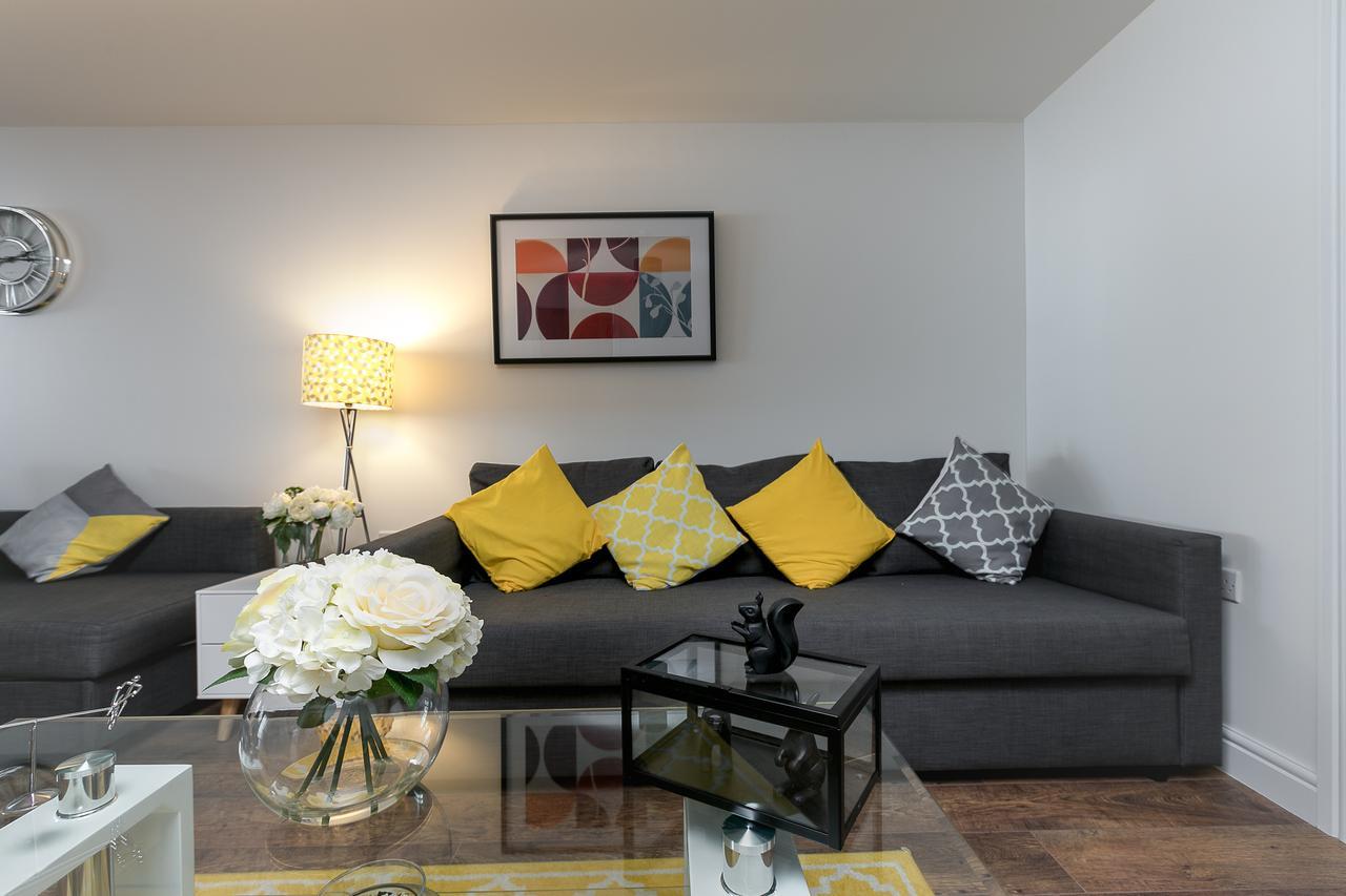 Kvm - City Apartments - Contractors - Town Centre By Kvm Stays Питерборо Екстериор снимка